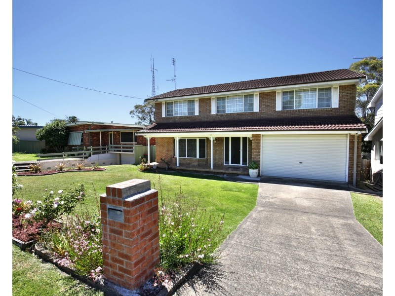 8 Hockey Street, Nowra NSW 2541