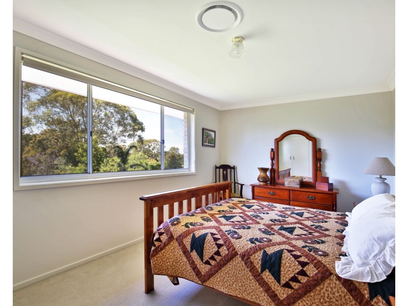 8 Hockey Street, Nowra NSW 2541