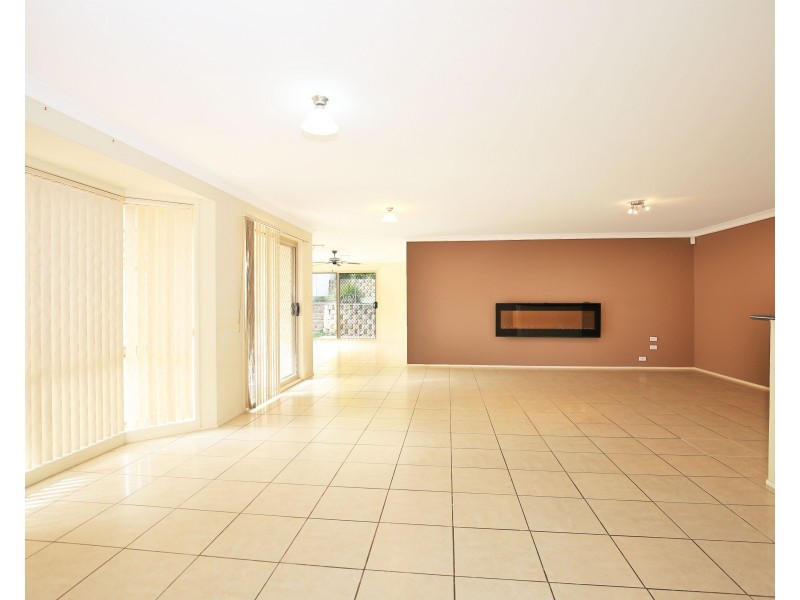 57 Warrigal Street, Nowra NSW 2541