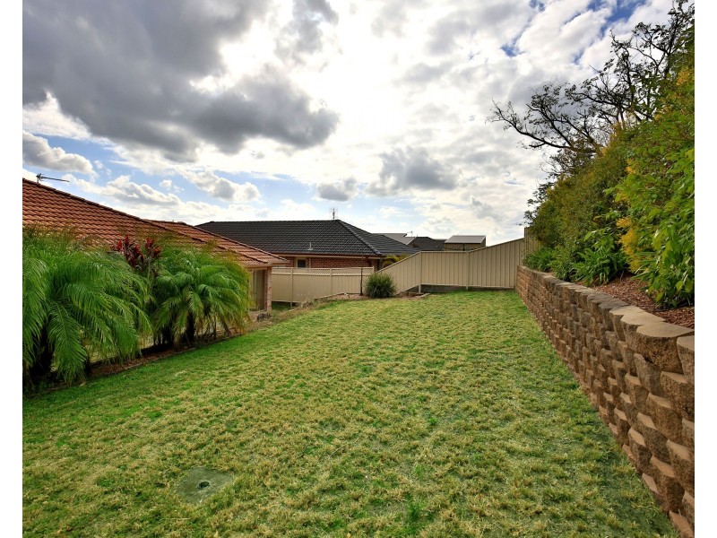 57 Warrigal Street, Nowra NSW 2541