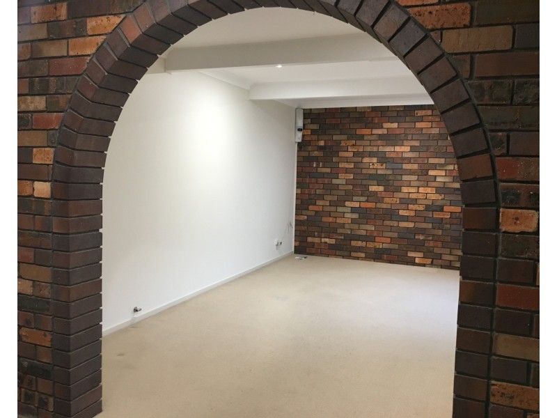 39 Park Road, Nowra NSW 2541