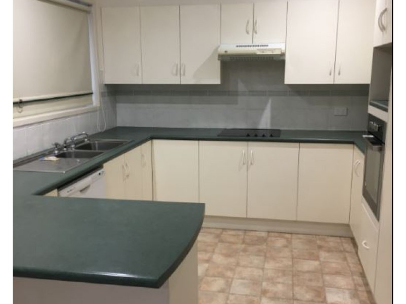 39 Park Road, Nowra NSW 2541