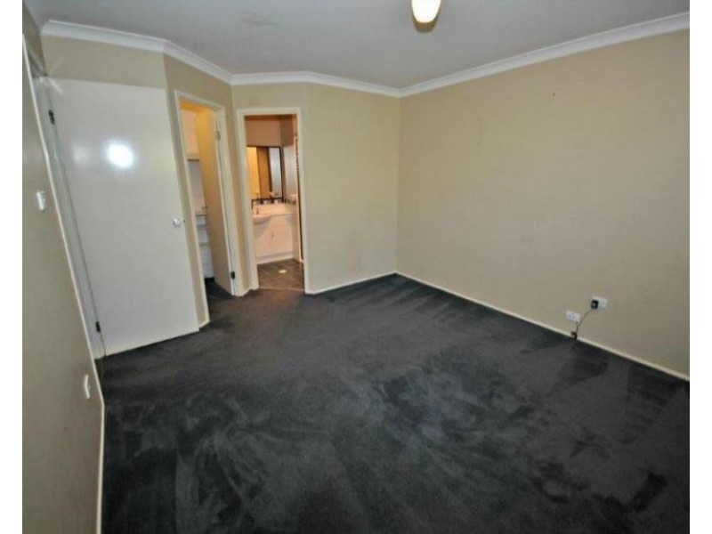 44 Warrigal Street, Nowra NSW 2541