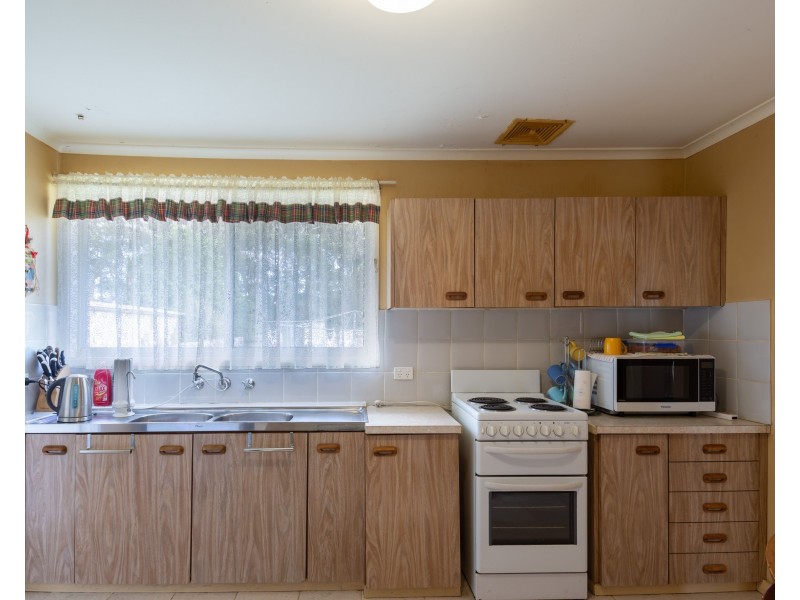 5 Devlin Avenue, North Nowra NSW 2541