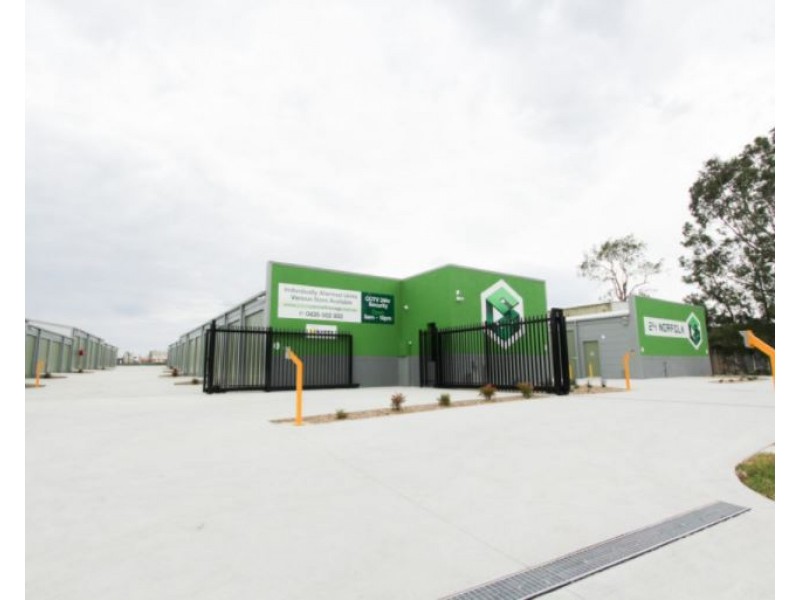 24 Norfolk Avenue, South Nowra NSW 2541