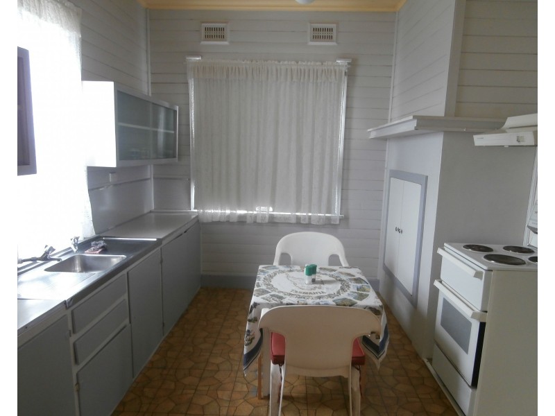 40 Shoalhaven Street, Nowra NSW 2541