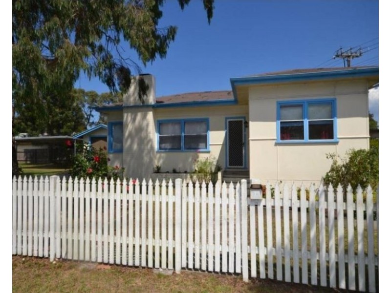 2A Ernest, Nowra NSW 2541