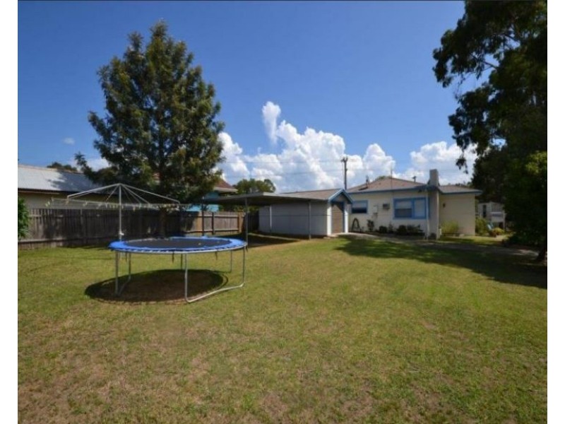 2A Ernest, Nowra NSW 2541