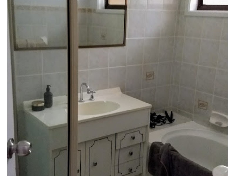 6 Clarke Avenue, North Nowra NSW 2541