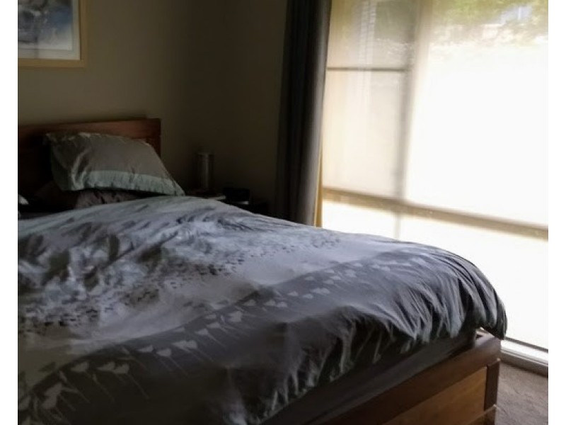 6 Clarke Avenue, North Nowra NSW 2541