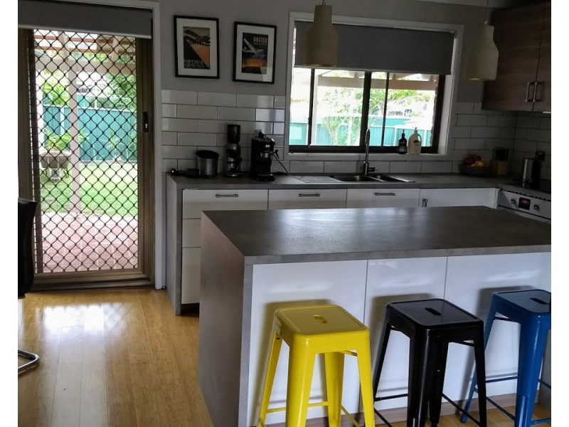 6 Clarke Avenue, North Nowra NSW 2541