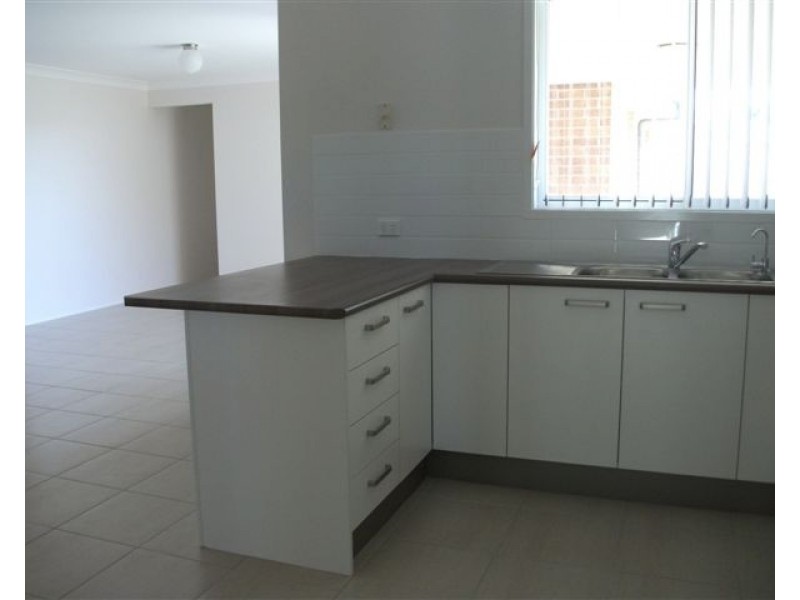 8 Riveroak Road, Worrigee NSW 2540