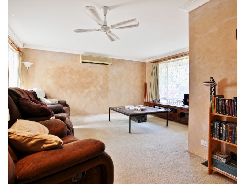 28 Illawarra Circuit, Worrigee NSW 2540