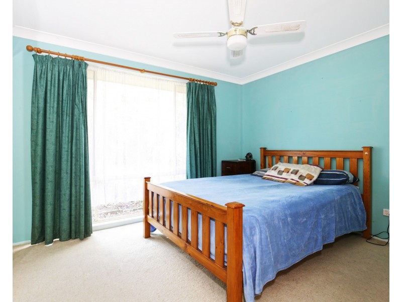 28 Illawarra Circuit, Worrigee NSW 2540