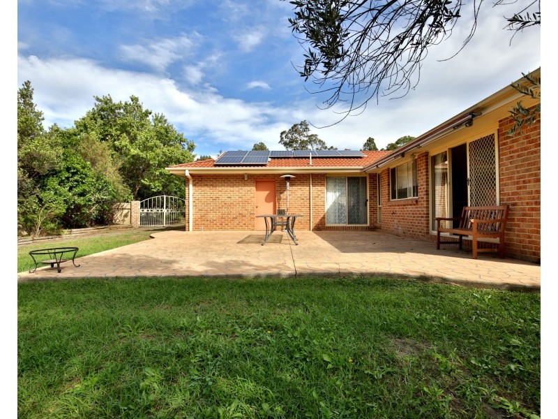 28 Illawarra Circuit, Worrigee NSW 2540