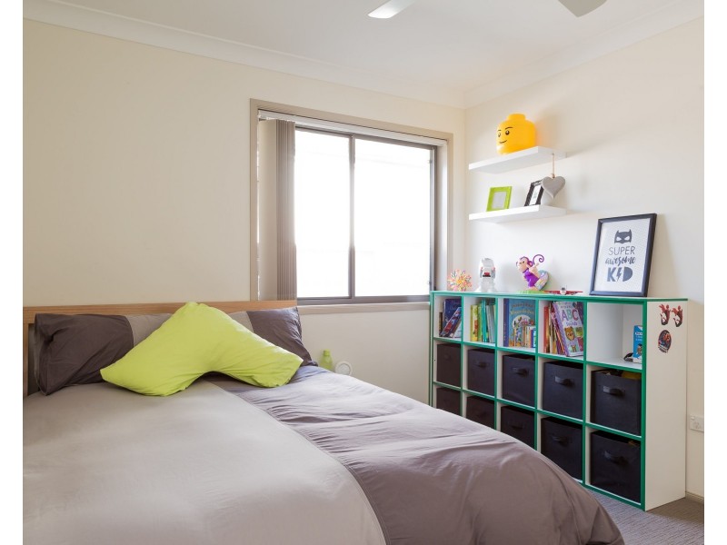 4 Lyndhurst Drive, Bomaderry NSW 2541