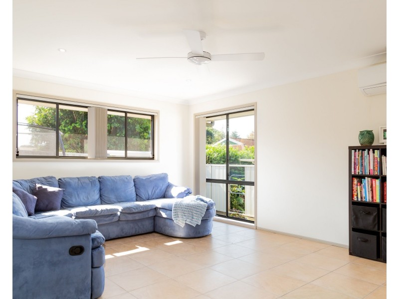 4 Lyndhurst Drive, Bomaderry NSW 2541