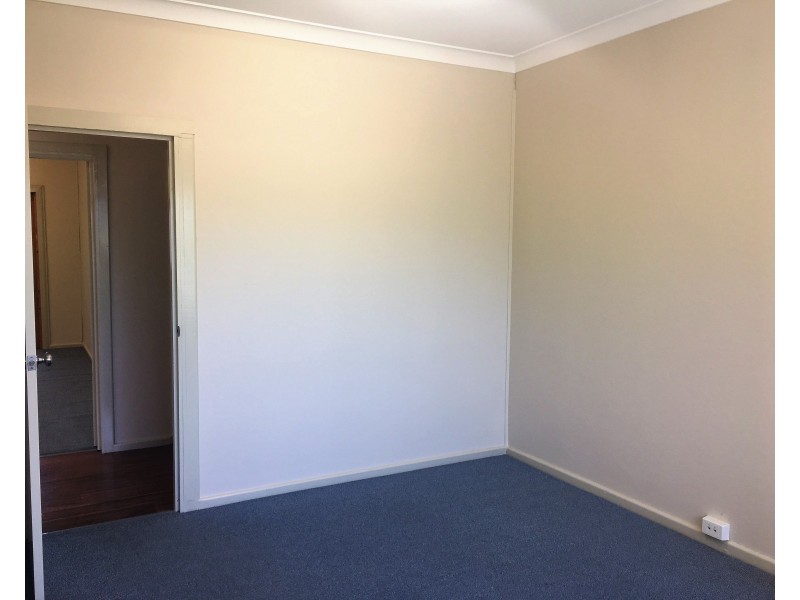 98 Kinghorne Street, Nowra NSW 2541