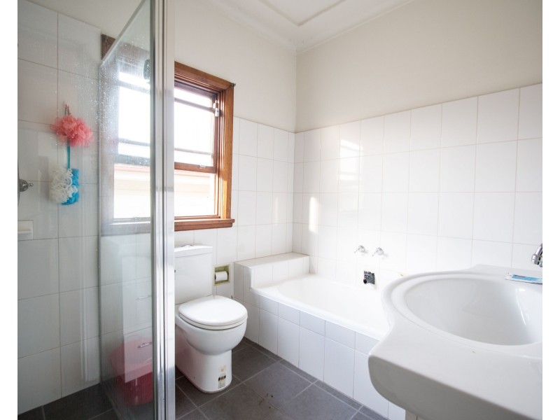 165 Kinghorne Street, Nowra NSW 2541