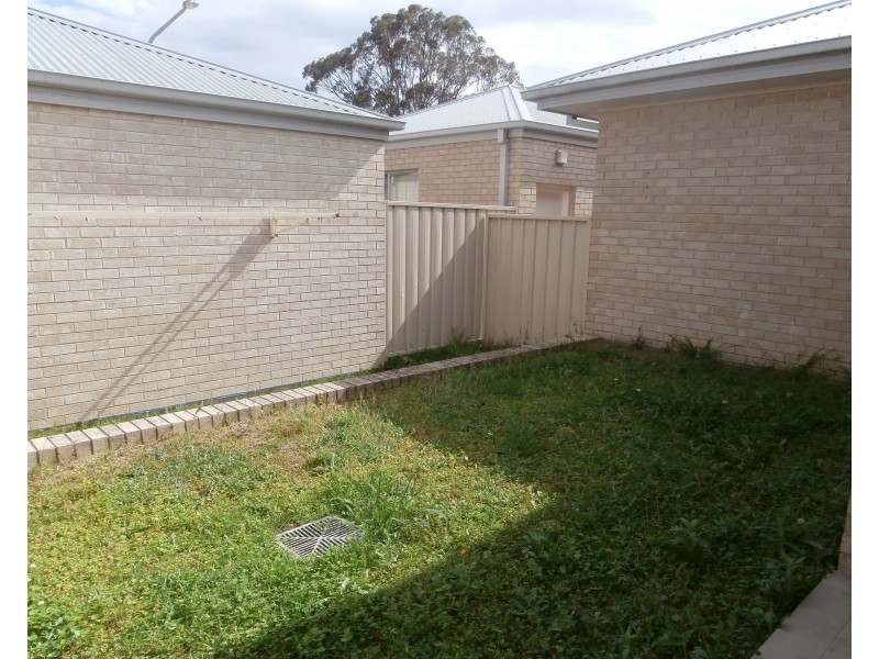 4 Ebony Link, Worrigee NSW 2540