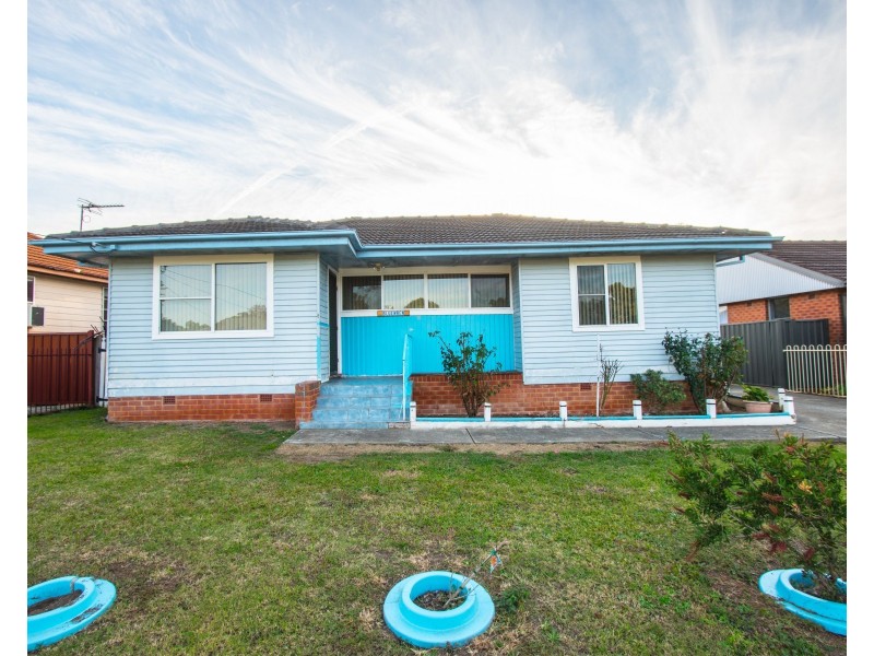 17 Mckay Street, Nowra NSW 2541