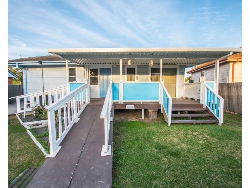 17 Mckay Street, Nowra NSW 2541
