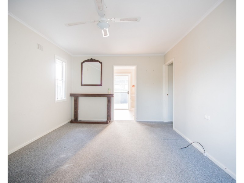 17 Mckay Street, Nowra NSW 2541