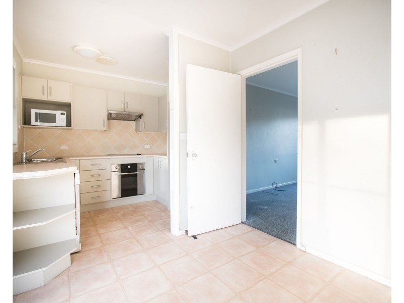 17 Mckay Street, Nowra NSW 2541