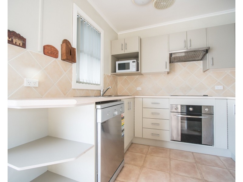 17 Mckay Street, Nowra NSW 2541