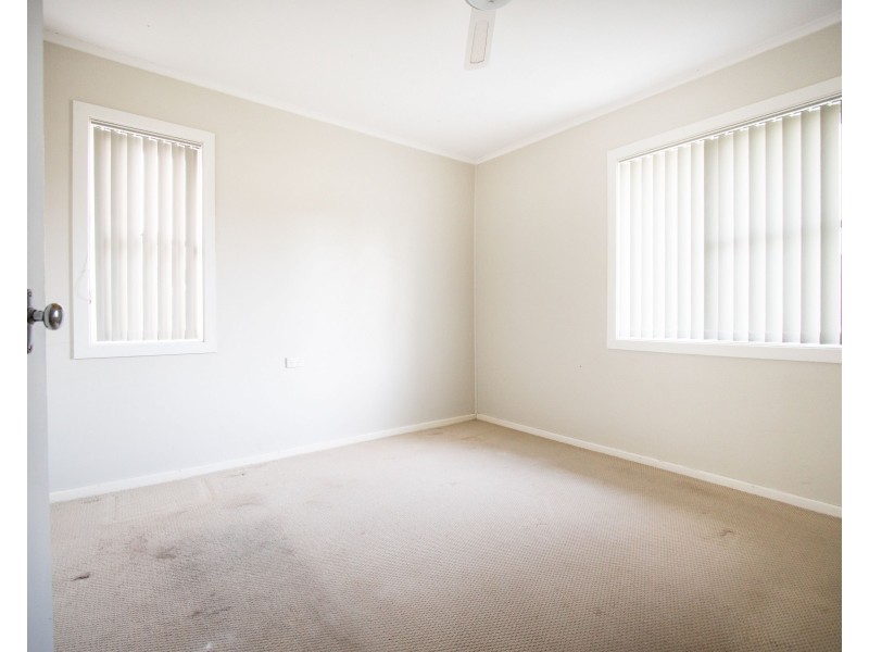 17 Mckay Street, Nowra NSW 2541