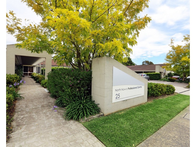8 Mahogany Place, North Nowra NSW 2541