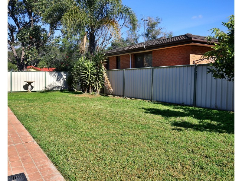 19 Byron Avenue, North Nowra NSW 2541