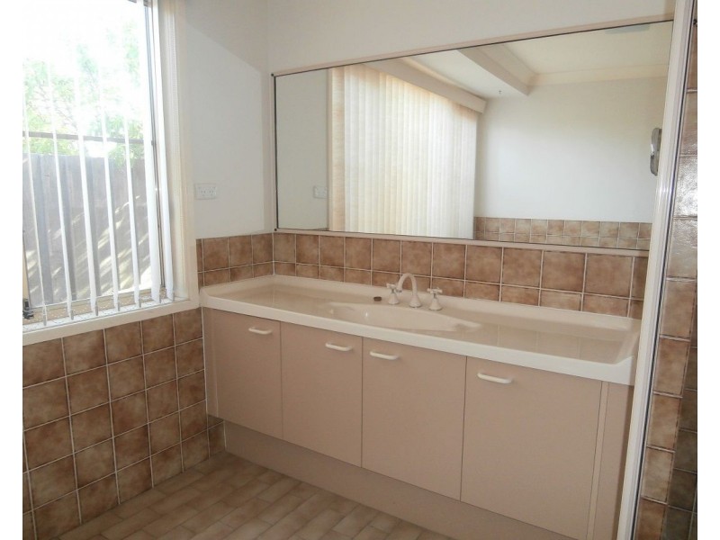 19 Lucas Street, North Nowra NSW 2541