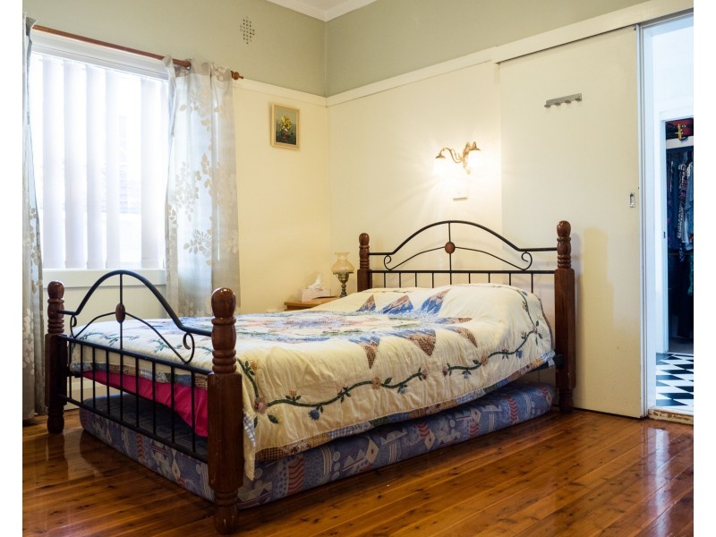 94 Douglas Street, Nowra NSW 2541