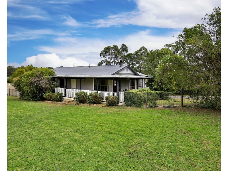 45 Hayward Road, Wandandian NSW 2540
