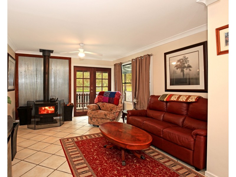 45 Hayward Road, Wandandian NSW 2540