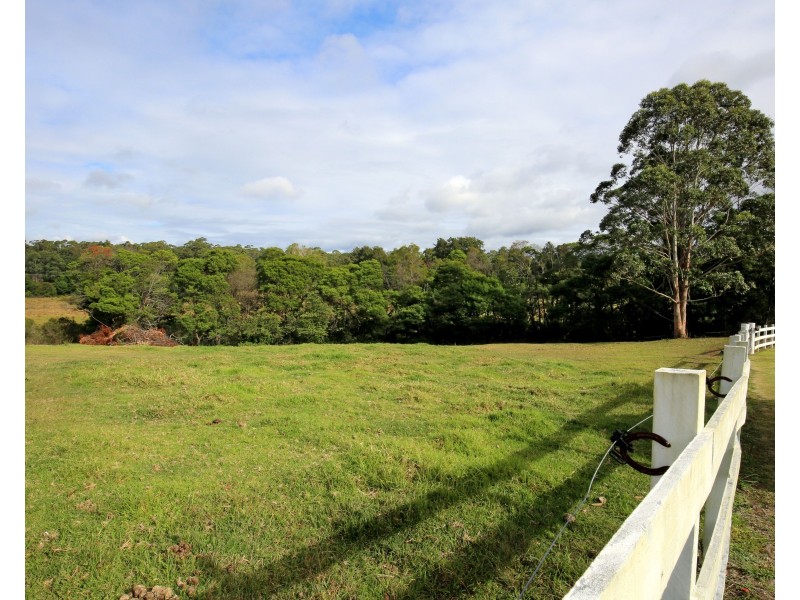 45 Hayward Road, Wandandian NSW 2540