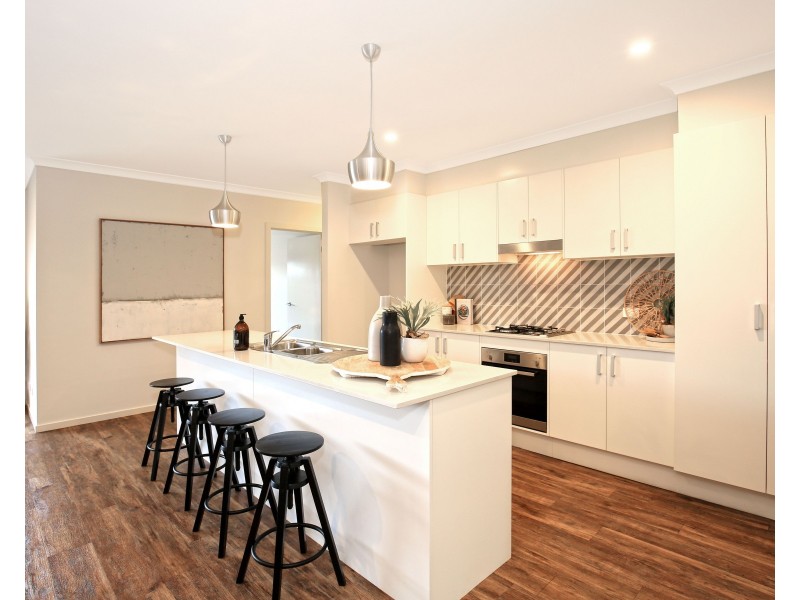 14 Centre Street, Nowra NSW 2541