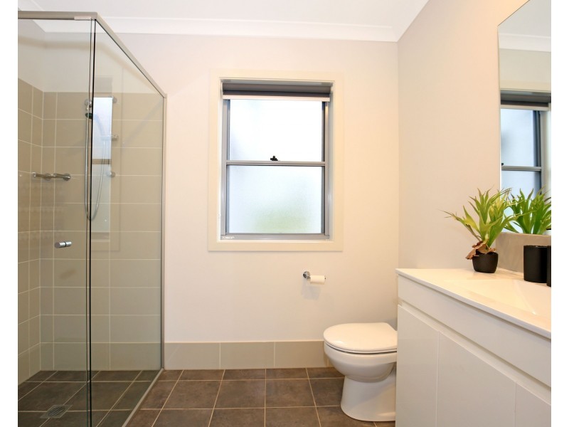 14 Centre Street, Nowra NSW 2541