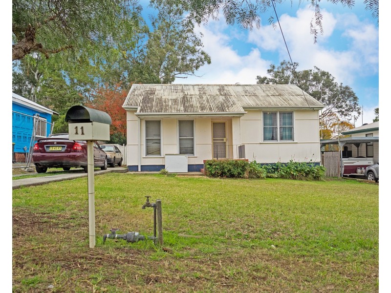 11 Wilson Avenue, Nowra NSW 2541