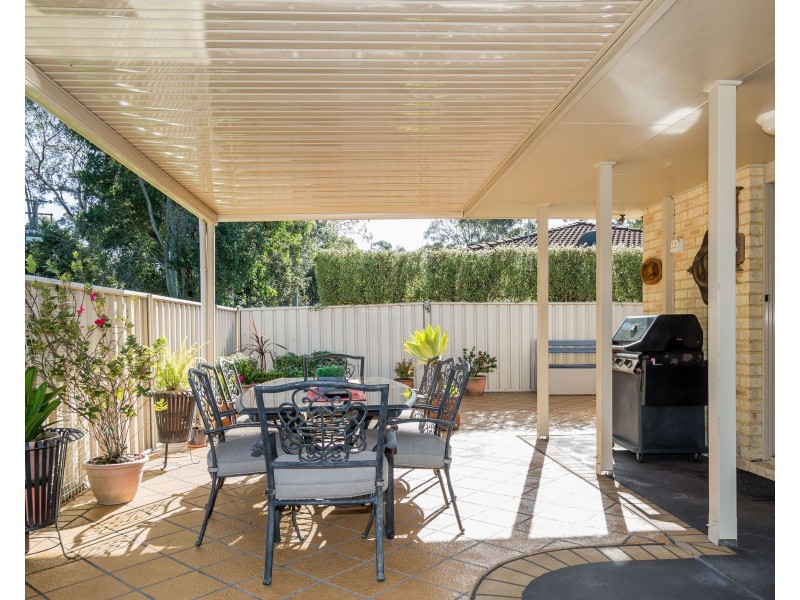 2/22 Mattes Way, Bomaderry NSW 2541