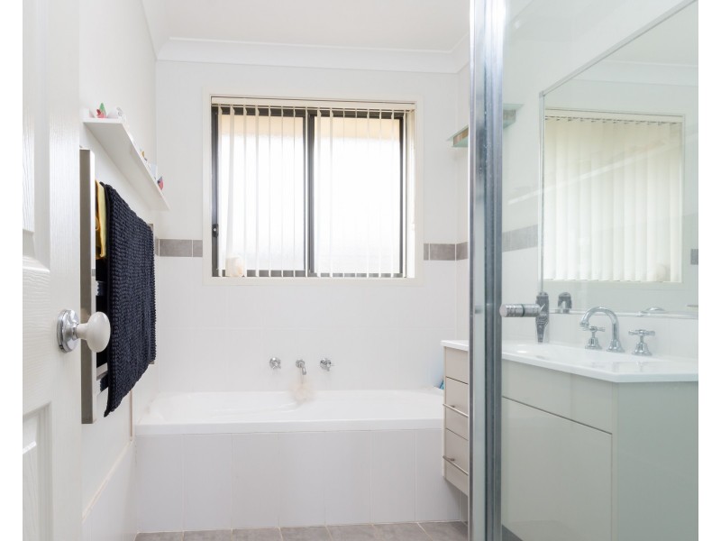 13 Terralla Grove, South Nowra NSW 2541