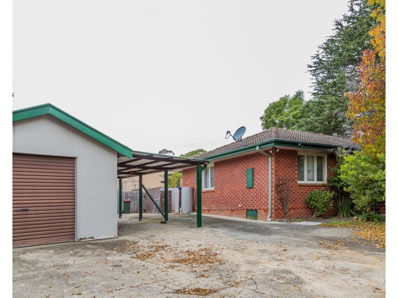 33 Sampson Crescent, Bomaderry NSW 2541