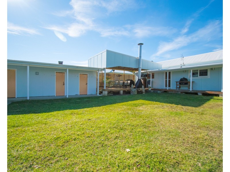 11 Conjola Street, Currarong NSW 2540
