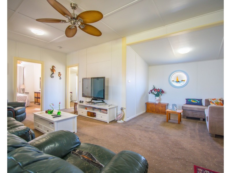 11 Conjola Street, Currarong NSW 2540
