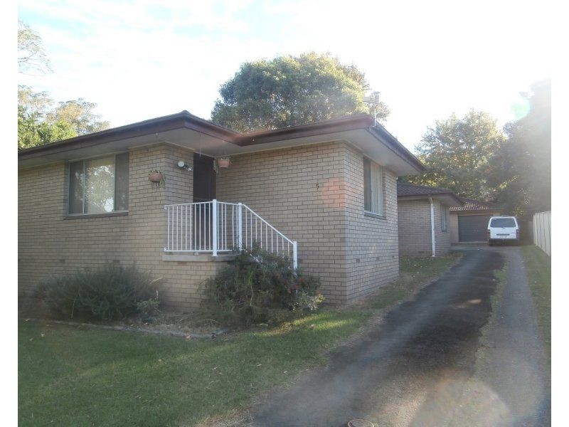 1/5 Numrock Street, Bomaderry NSW 2541