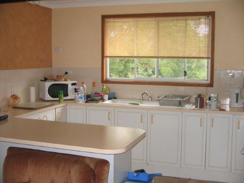 4 Gunyuma Crescent, North Nowra NSW 2541