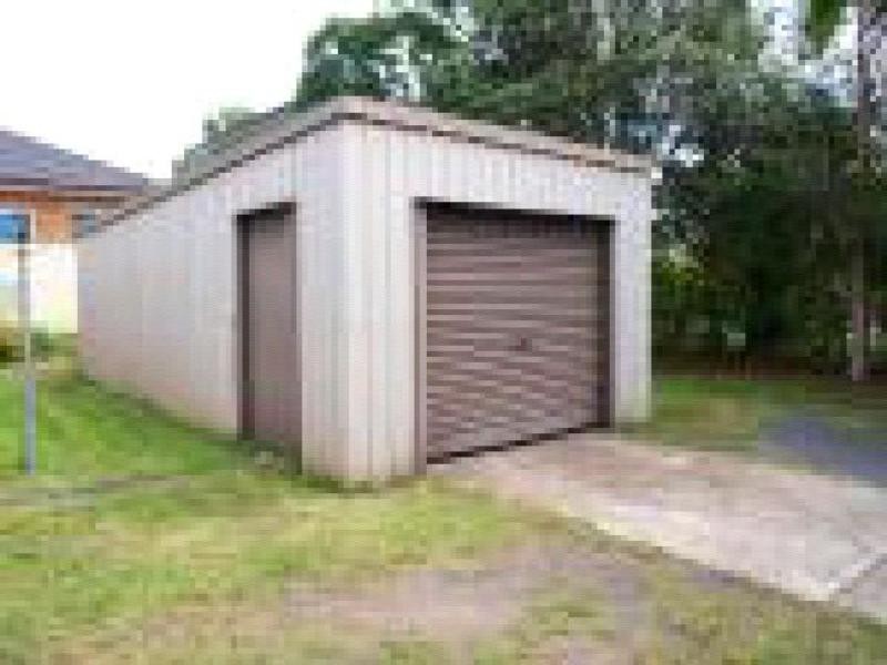 13 Cambewarra Road, Bomaderry NSW 2541
