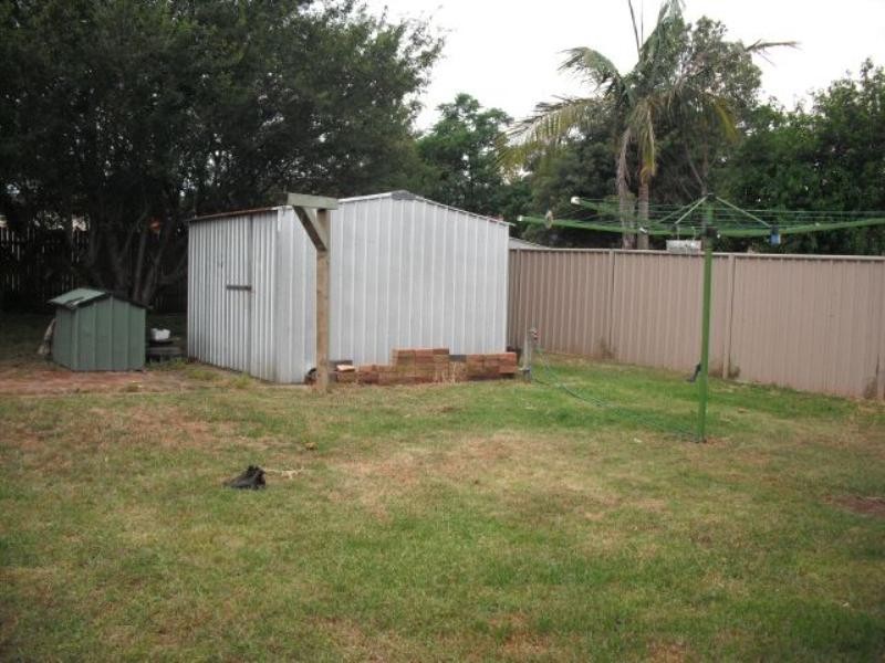 37 Sampson Crescent, Bomaderry NSW 2541