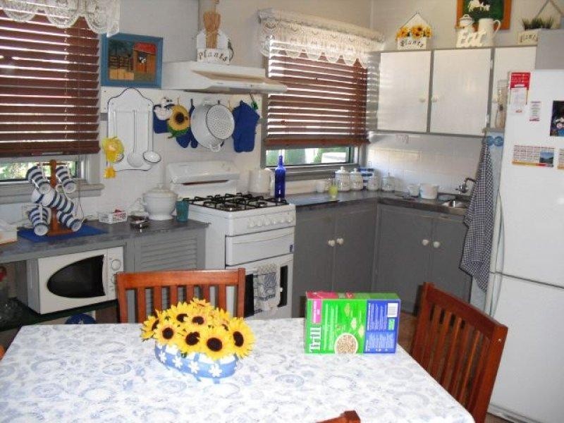 181 River Road, Sussex Inlet NSW 2540
